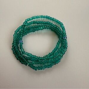 Elegant Green Beaded Bracelet